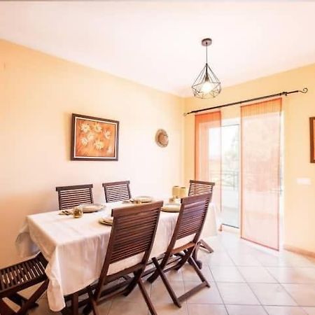 Apartment Alfarmar - Pool, Beach Only A Few Minutes Away Albufeira Exteriör bild