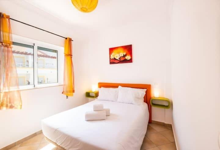 Apartment Alfarmar - Pool, Beach Only A Few Minutes Away Albufeira Exteriör bild