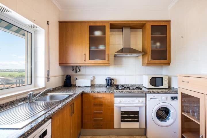 Apartment Alfarmar - Pool, Beach Only A Few Minutes Away Albufeira Exteriör bild
